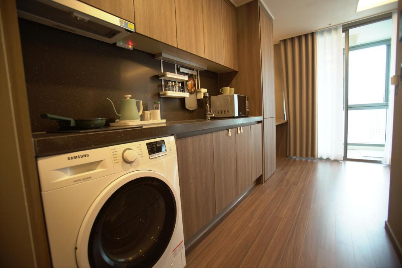 Sienna Ambassador Residence Busan Exterior foto